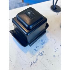 NEW IN BOX Pampered Chef Food Holder Black Safety Grip for Graters & Slicers